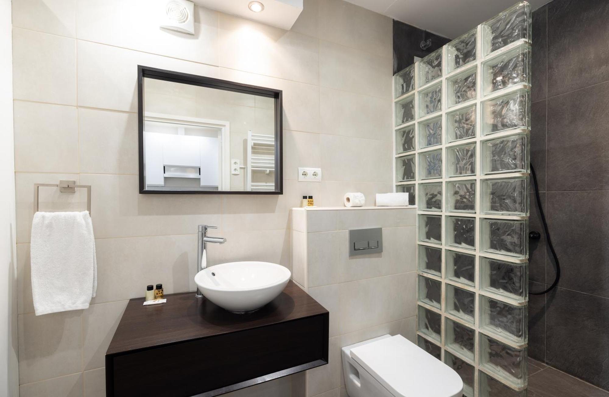 Stay U-Nique Apartments Radas Barcelona Eksteriør billede